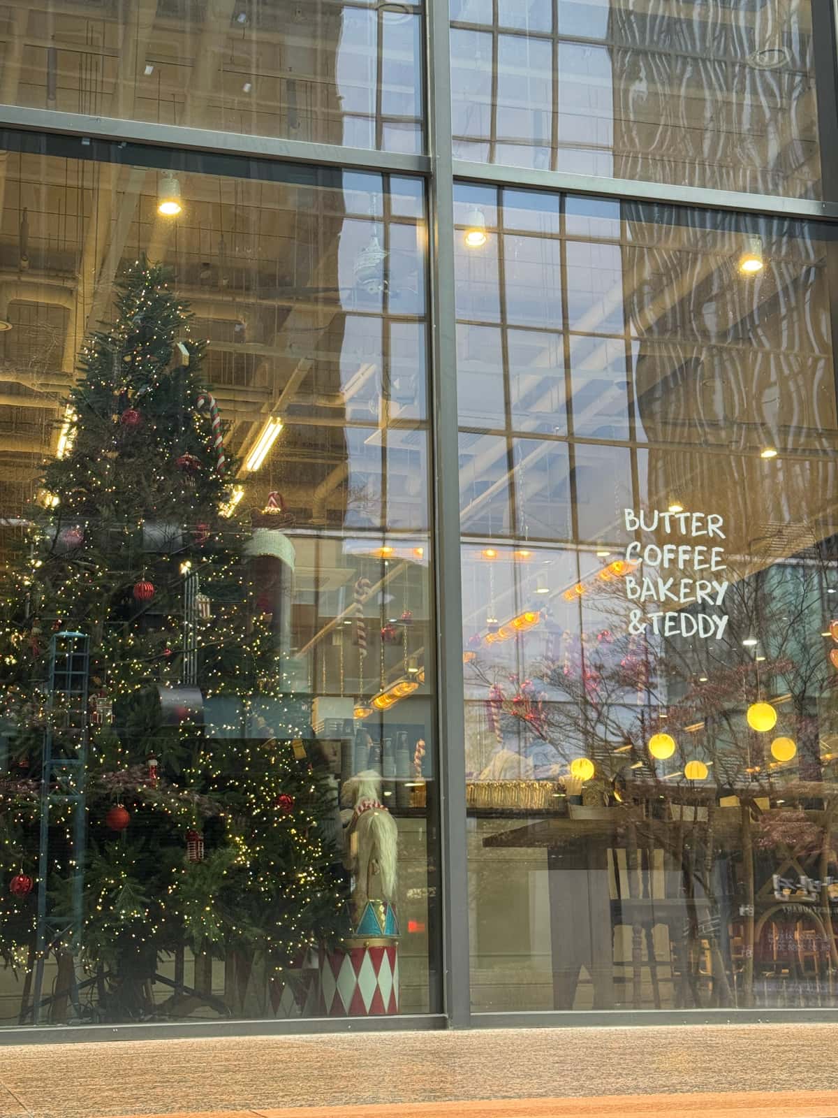 여의도 가서 여기 안 가면 손해! 쇼핑 & 노을